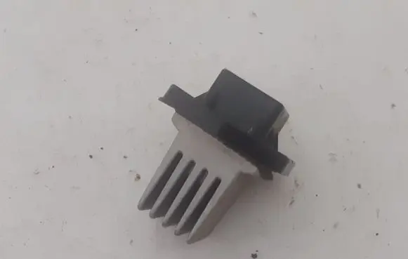 KIA Carnival Heater blower motor/fan resistor 971791F200