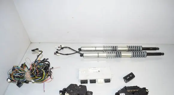BMW 5 F10 F11 Tailgate hydraulic set 7208371 51247208371 7330649