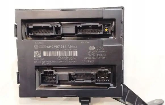 Volkswagen Touareg II Comfort/convenience module 4H0907064AM