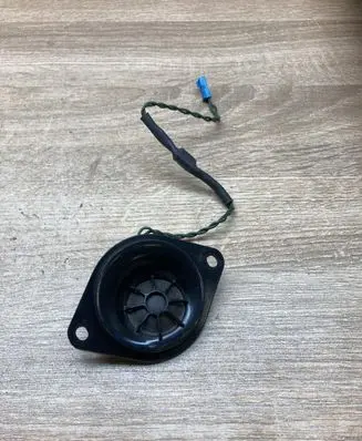 BMW 5 F10 F11 Panel speaker 9175696 61928910