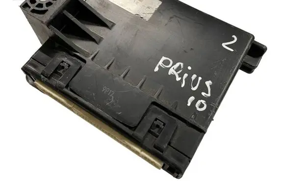 Toyota Prius+ (ZVW40) Other control units/modules 8865047420 1778002760