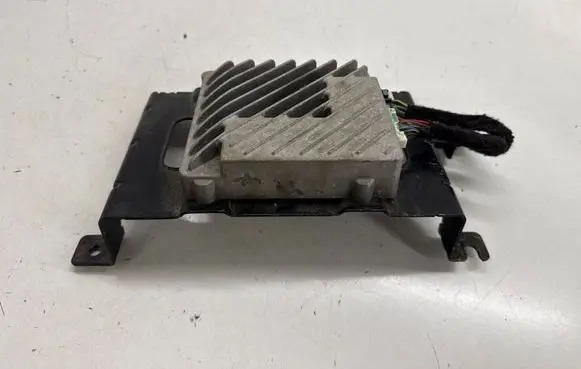 Dodge RAM Sound amplifier 68369632AG 68369632AA 68369632AB
