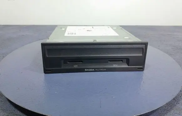 Skoda Octavia Mk3 (5E) Radio/CD/DVD/GPS head unit 5Q0035864B