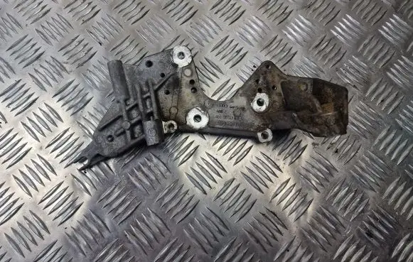 Audi Q7 4L Fuel pump bracket 059130147N