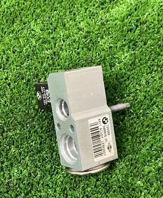 BMW X5 G05 Air conditioning (A/C) expansion valve 9496916 LF562001 329588