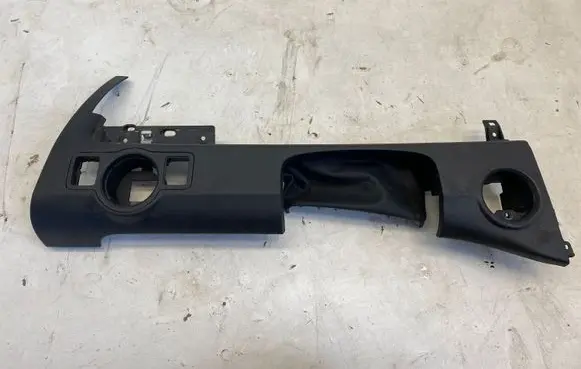 Steering wheel column trim