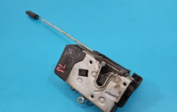 Opel Meriva A Front door lock 13154791 IMPRK1589084