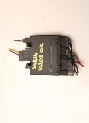 Mercedes-Benz CLK A209 C209 Central body control module 2098202526
