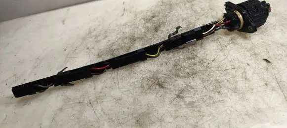 Volkswagen PASSAT B6 Fuel injector wires 038971803