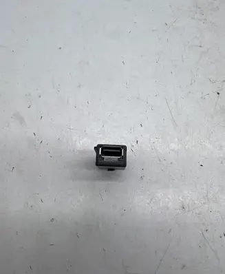 Audi A5 USB socket connector 5Q0035726