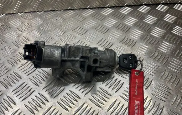 Toyota Avensis T250 Ignition lock 450200504