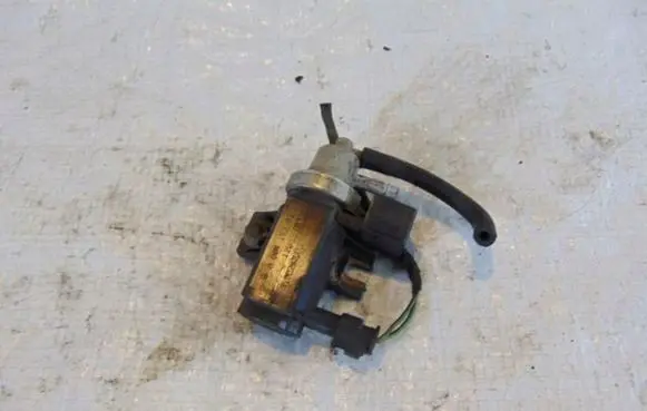 Mercedes-Benz Vito Viano W639 Vacuum valve A0041533928