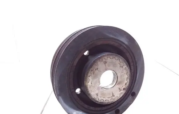 Subaru Impreza I Crankshaft pulley