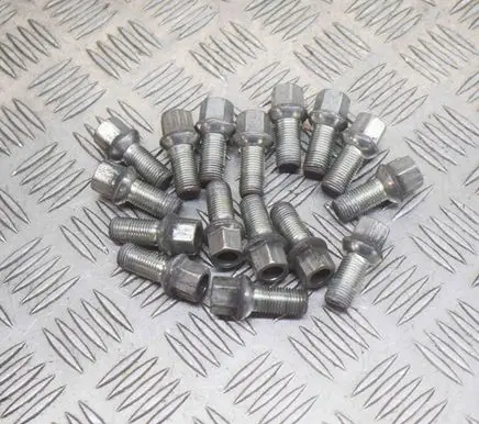 Nuts/bolts