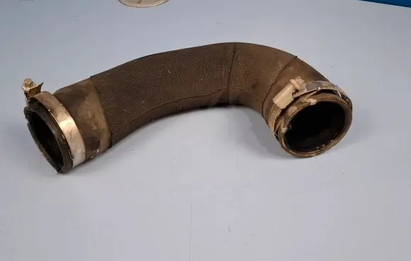 Audi Q5 SQ5 Intercooler hose/pipe 8K0145709H