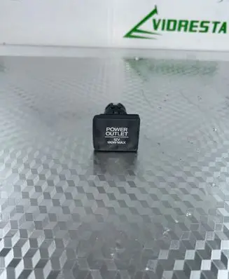Honda HR-V 12 V Socket (rear) 