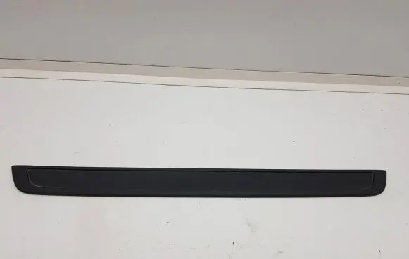 Infiniti Q30 Front sill trim cover 769B05DA0A