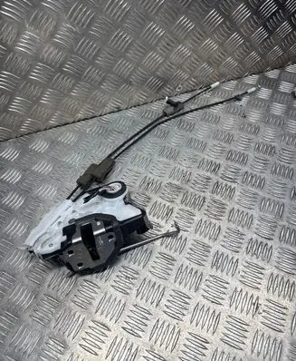 Honda HR-V Front door lock A044900