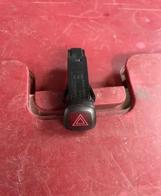 Volvo S80 Hazard light switch 9168302