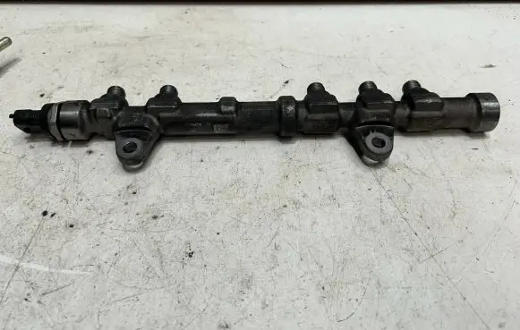 Fiat 500L Fuel main line pipe 55234437