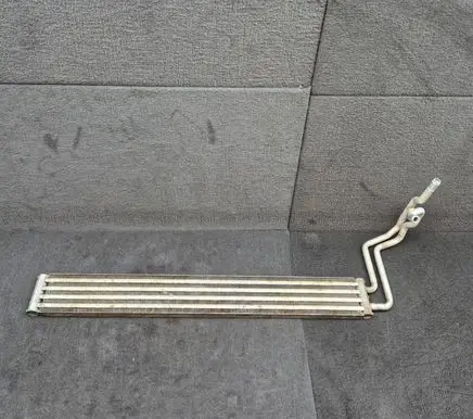 Audi Q7 4L Power steering radiator 7L8422885A