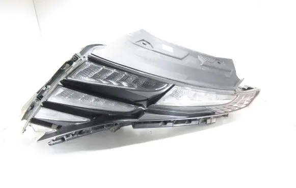 Hyundai Tucson TL Headlight/headlamp 92207N7000 2110290919 L009N001AV3