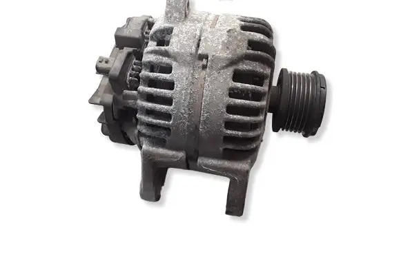 Renault Megane III Generator/alternator 0124425093