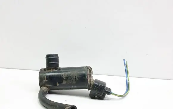 Toyota Avensis Verso Windscreen/windshield washer pump