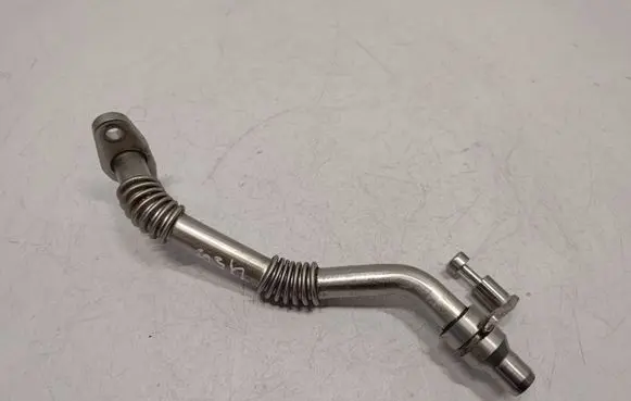 BMW 7 F01 F02 F03 F04 Turbo turbocharger oiling pipe/hose 7577010 11427577010