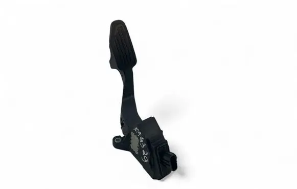 Toyota Yaris Accelerator throttle pedal bracket 781100D160