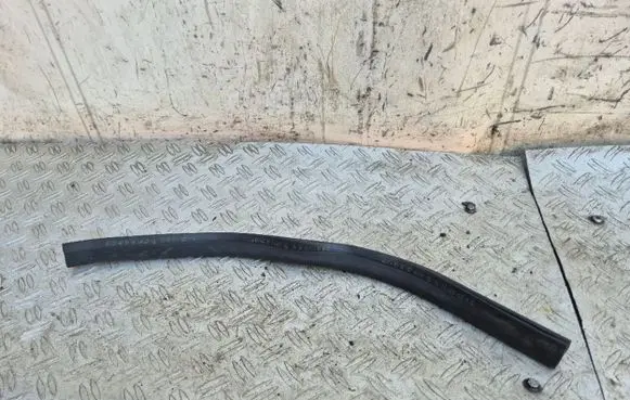 Mercedes-Benz C W204 Engine compartment rubber A2046280198
