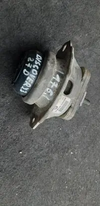 Land Rover Discovery 3 - LR3 Engine mount vacuum valve KKB500441G-3618