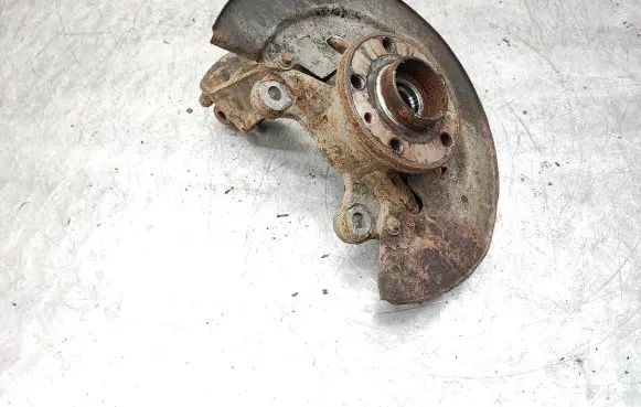 Volvo V60 Front wheel hub spindle knuckle