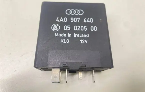 Audi A6 S6 C5 4B Other relay 4A0907440 05020500
