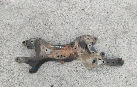 Toyota Avensis Verso Front subframe