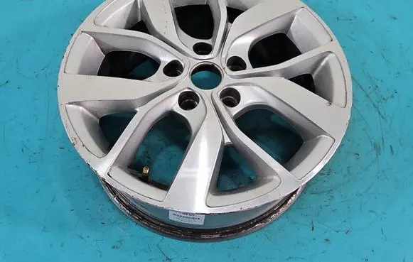 R17 alloy rim