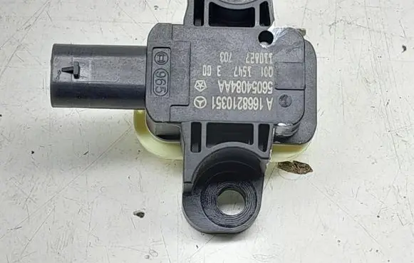 Lancia Thema Airbag deployment crash/impact sensor A1668210351 56054084AA