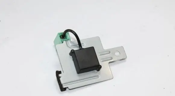 Mazda 3 II Aerial GPS antenna BHP166DY0A