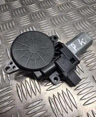 Mazda 6 Front door window regulator motor CM012040 D6515958X GD964329