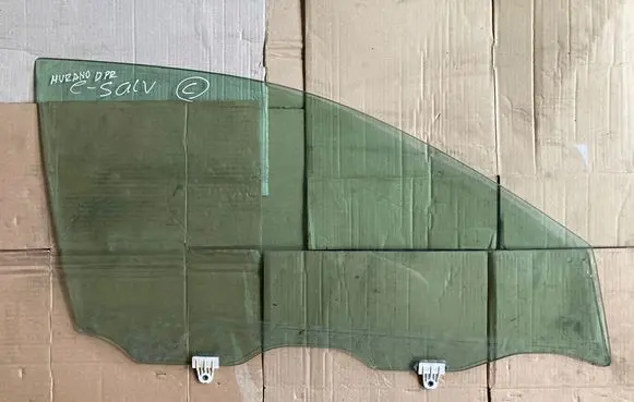 Nissan Murano Z50 Front door window glass four-door 43R00035