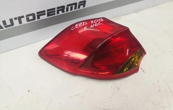 KIA Ceed Rear/tail lights 92401A20