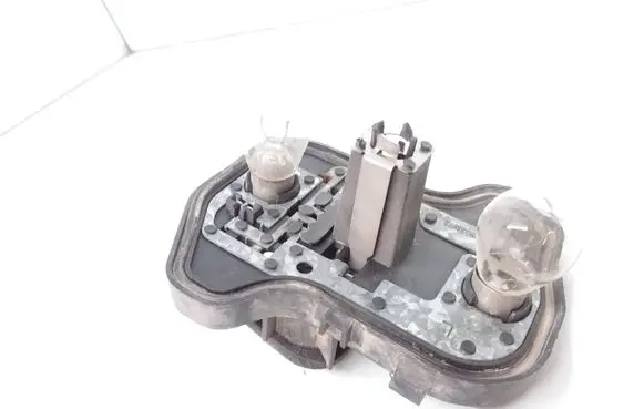 Volkswagen Golf V Tail light bulb cover holder 89031796