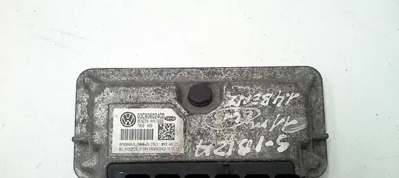 Seat Ibiza IV (6J,6P) Engine control unit/module 03C906024CD