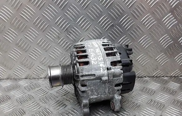 Skoda Yeti (5L) Generator/alternator 04e903021q