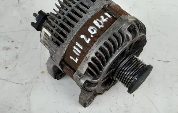 Renault Laguna III Generator/alternator 8200960536 A004TJ0282ZE