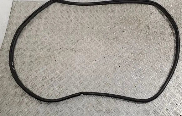Toyota Verso Front door rubber seal 623110F020B0