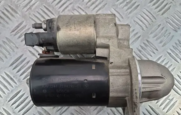 BMW 3 E90 E91 Starter motor 7594292 0001107424 20101005