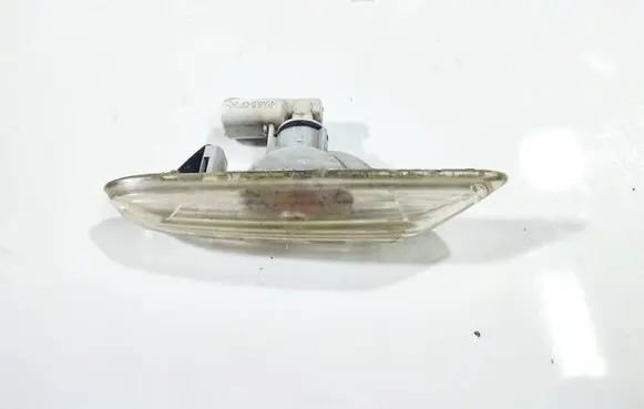 BMW 3 E90 E91 Front fender indicator light 6939816