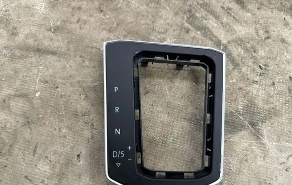 Volkswagen Tiguan Multifunctional control switch/knob 5NB713203J