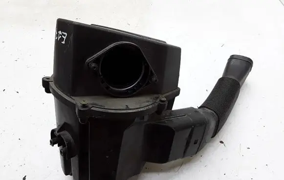 Seat Toledo IV (NH) Air filter box 6R0129601C